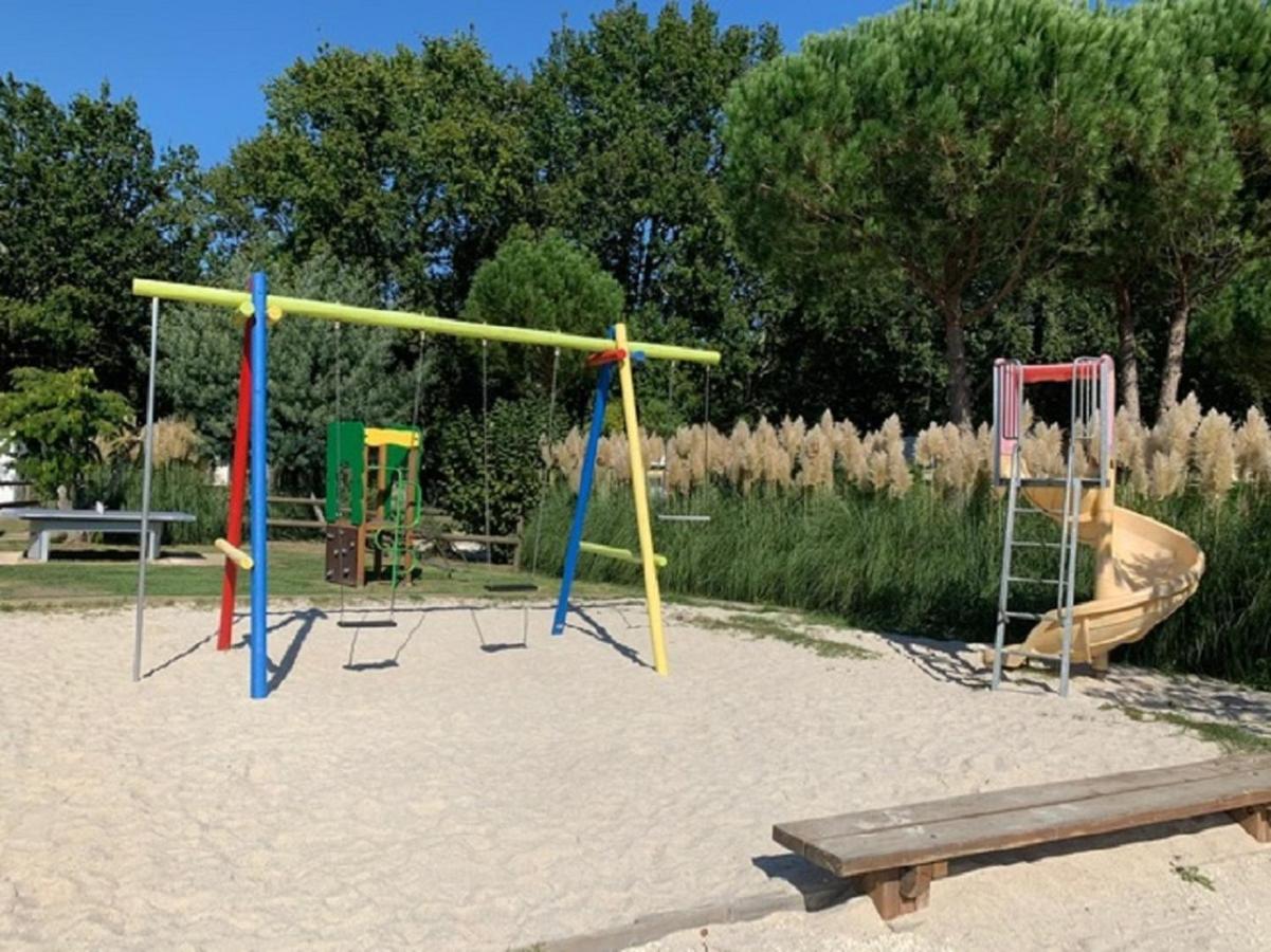 Camping La Chesnays Ξενοδοχείο Vendays-Montalivet Εξωτερικό φωτογραφία